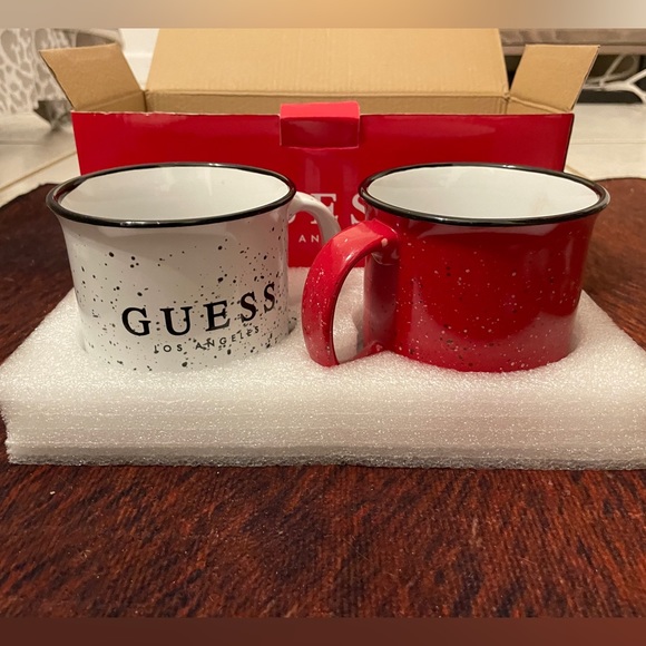 Christmas Guess Mugs - Picture 1 of 5